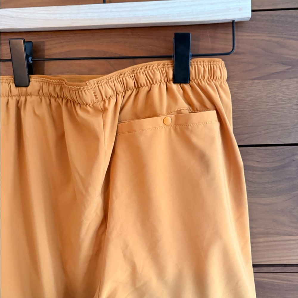 Patagonia Men's Men's Multi Trails Shorts - 8 in. size S - Picture 5 of 10